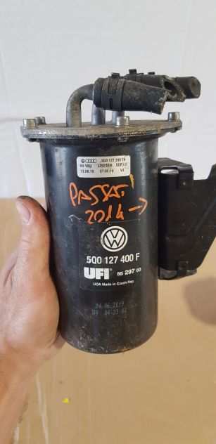 VOLKSWAGEN PASSAT B7 SUPPORTO FILTRO NAFTA GASOLIO CARBURANTE 5Q0127400F