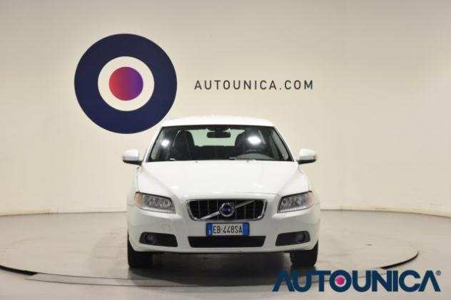 VOLVO V70 2.4 D5 GEARTRONIC KINETIC rif. 20431174