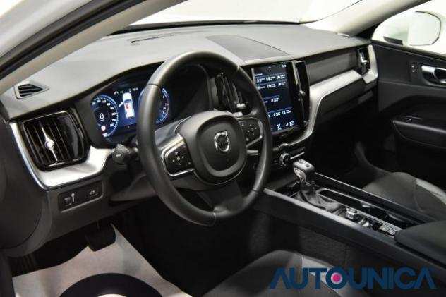 VOLVO XC60 2.0 T4 GEARTRONIC BUSINESS PLUS NAVI FULL LED rif. 16700580