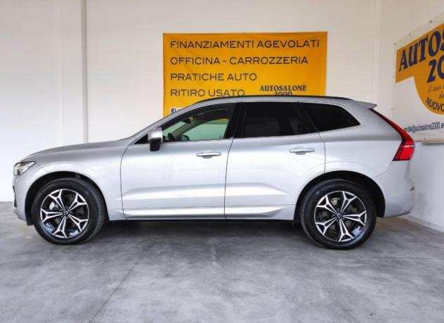 VOLVO XC60 B4 (d) AWD Geartronic Momentum Pro rif. 21711727