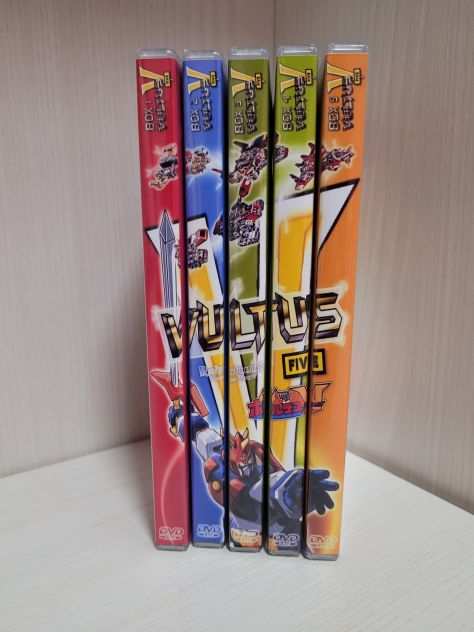 Vultus 5 la serie animata completa in 5 box dvd