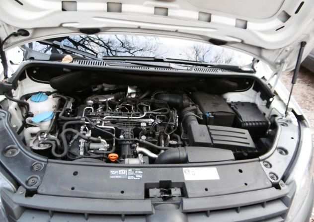 VW Caddy 1,6 tdi 102cv 2011