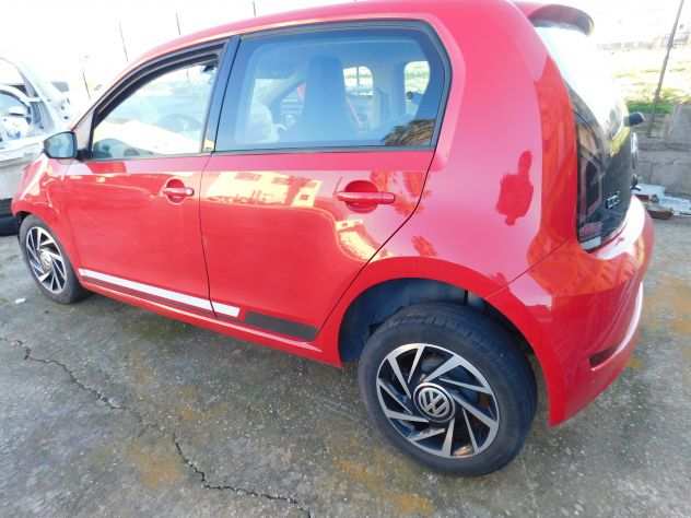 VW UP 1.0bz 44kw 60cv sigla chy si vende per pezzi di ricambi 2019