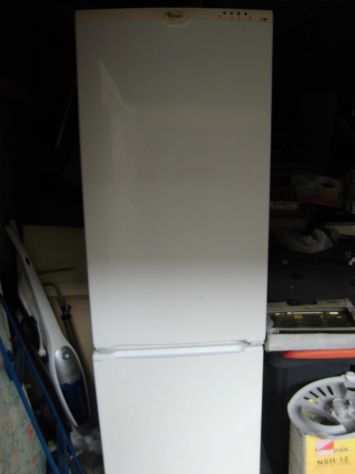 Whirlpool-INDESIT frigo congelatore grande combinato nuovo