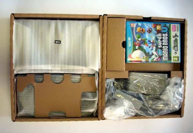 Wii U - Console Mario E Luigi Premium Pack Bundle