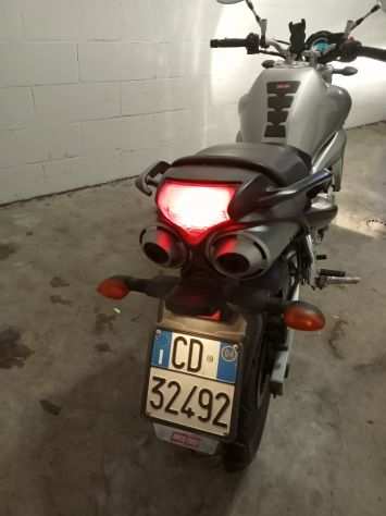 YAMAHA FZ6