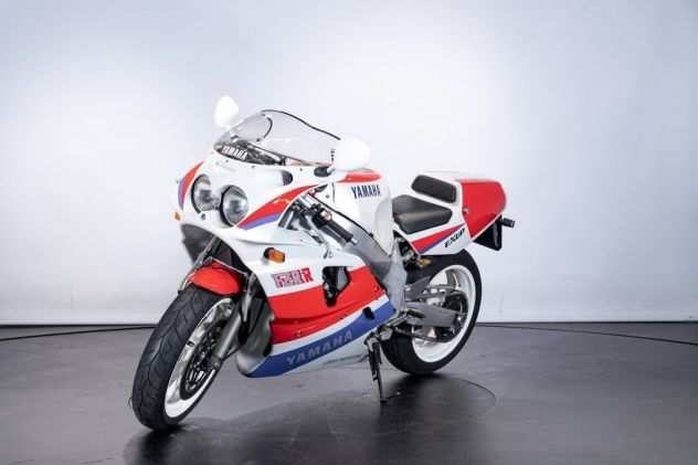 Yamaha - FZR 750 R - OW01 - Agostini