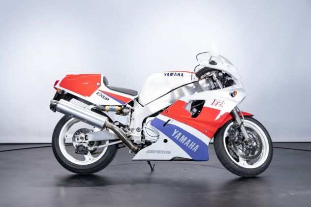 Yamaha - FZR 750 R - OW01 - Agostini