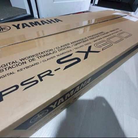 Yamaha PSR SX 900