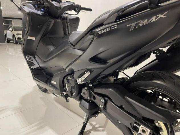 Yamaha - T-Max 560