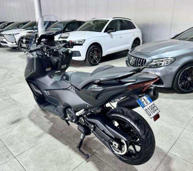 Yamaha TMAX 560 ABS Matt Black