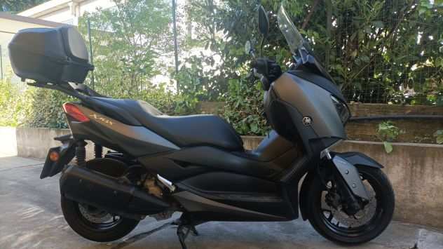 Yamaha X-Max 300