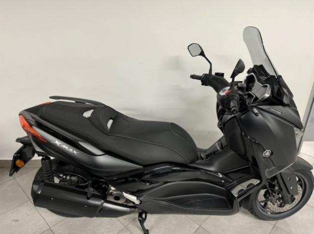 YAMAHA X-MAX 300 Scooter rif. 18518279