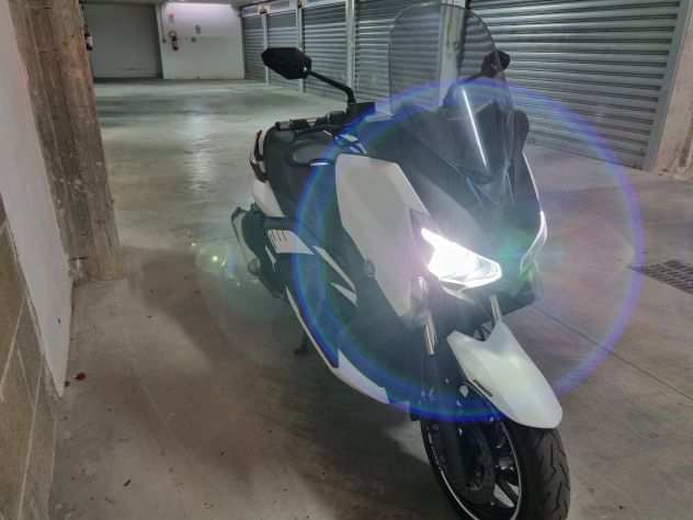 Yamaha X-Max 400 ABS - Bianco perfetto