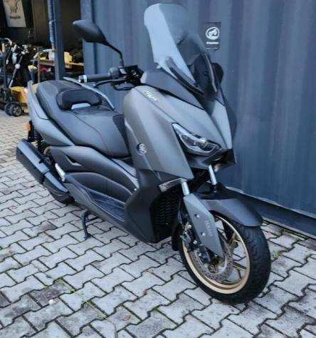 Yamaha X max Tech Max 2021