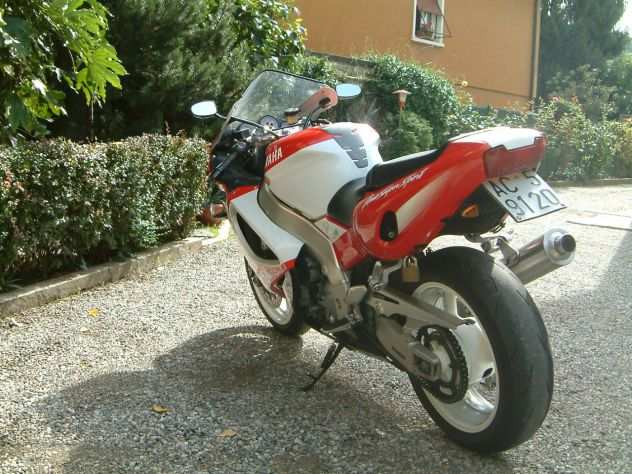 Yamaha YZF 1000 R Tunderace in ottima condizione.