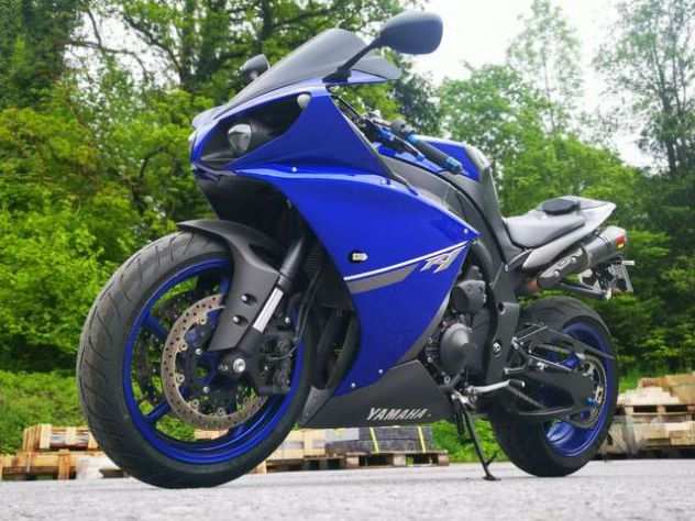 Yamaha YZF-R1