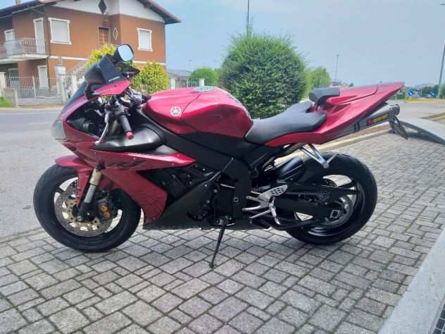 YAMAHA YZF R1 2004