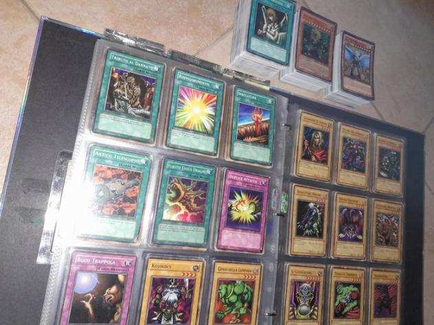 Yu-Gi-Oh Konami Complete Album - Collezione 250 carte Yu-Gi-Oh vintage - Comprese carte rare, super rare, ultra rare e rare segrete