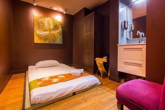 ZONA BORGO ROMA centro THAILANDESE MASSAGGIO SUPER RELAX PERSONALIZZATO