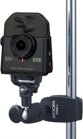Zoom Q2n-4K La Videocamera 4K per i Musicisti  clip x Q4 su asta microfonica